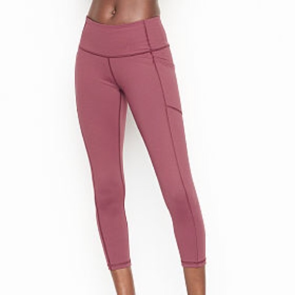 Victoria’s Secret sport Capri leggings